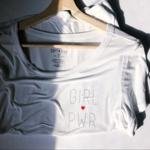 ‘GRL PWR’ American Eagle flowy graphic T-shirt